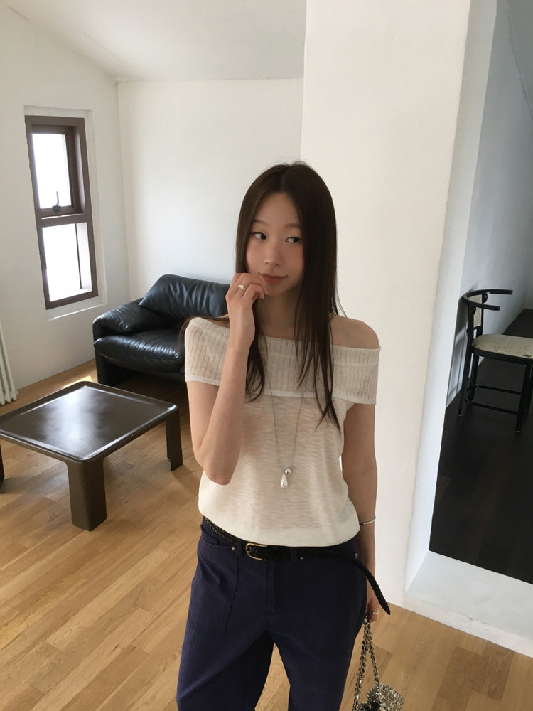 美肩坑紋反折針織上衣