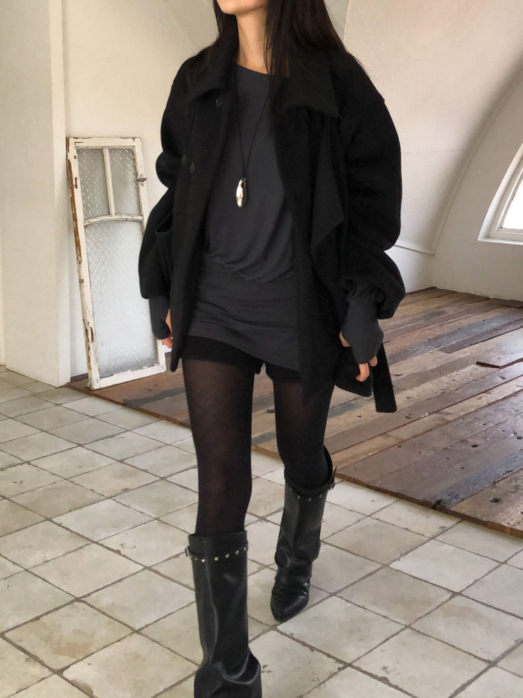 美肩側開叉指扣細節修腰連身裙