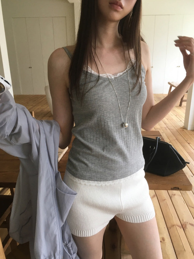 蕾絲邊坑紋背心