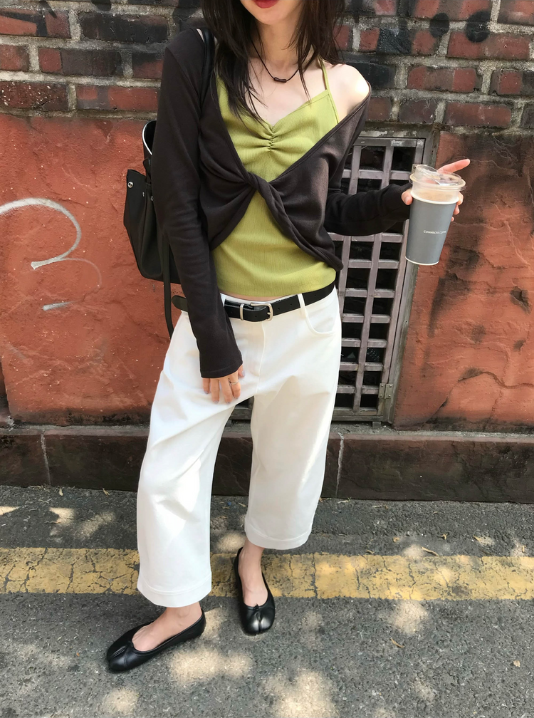 美色扭結細節上衣