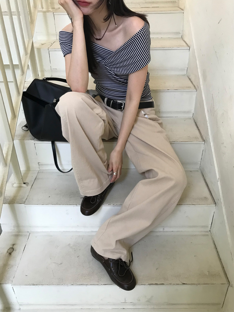 內前壓線細節直褲