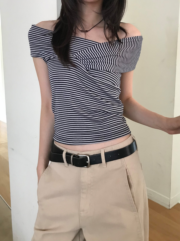 內前壓線細節直褲