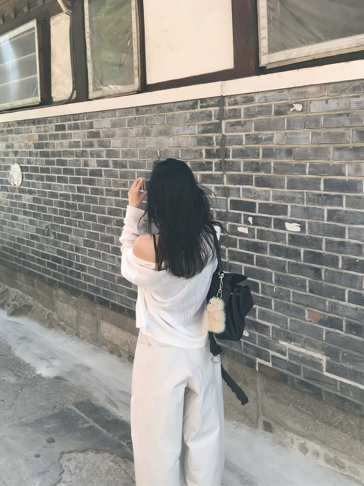 美色微透深V排鈕針織外套