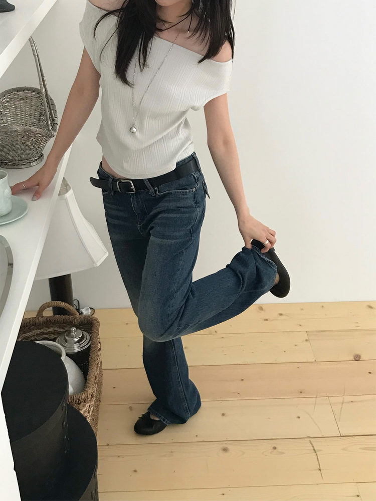 弧形口袋細節低腰牛仔褲