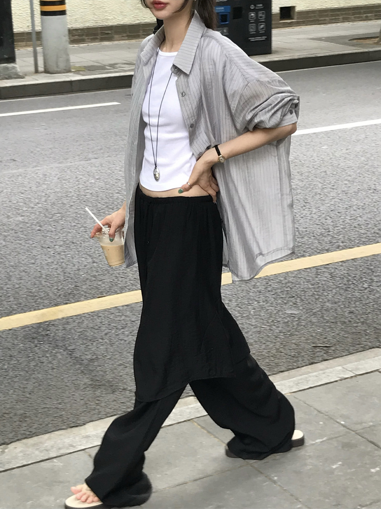 霧光澤排鈕細節裙褲