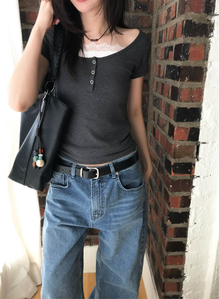 U領暗扣修身細節上衣