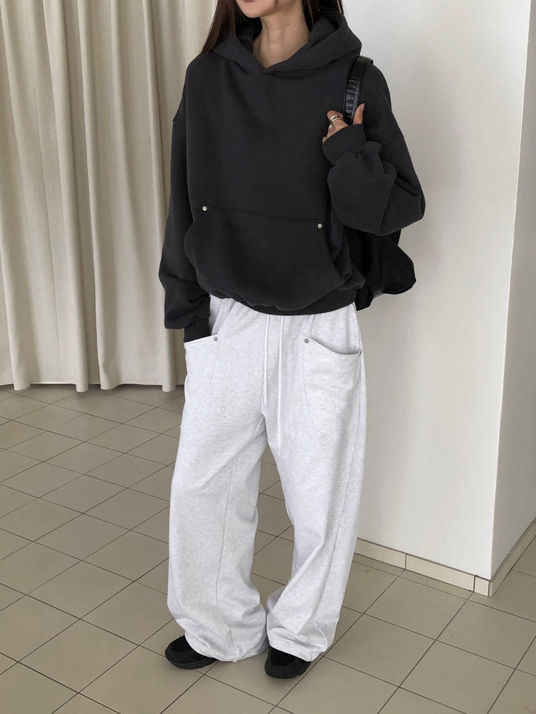 鉚釘細節基礎連帽衛衣