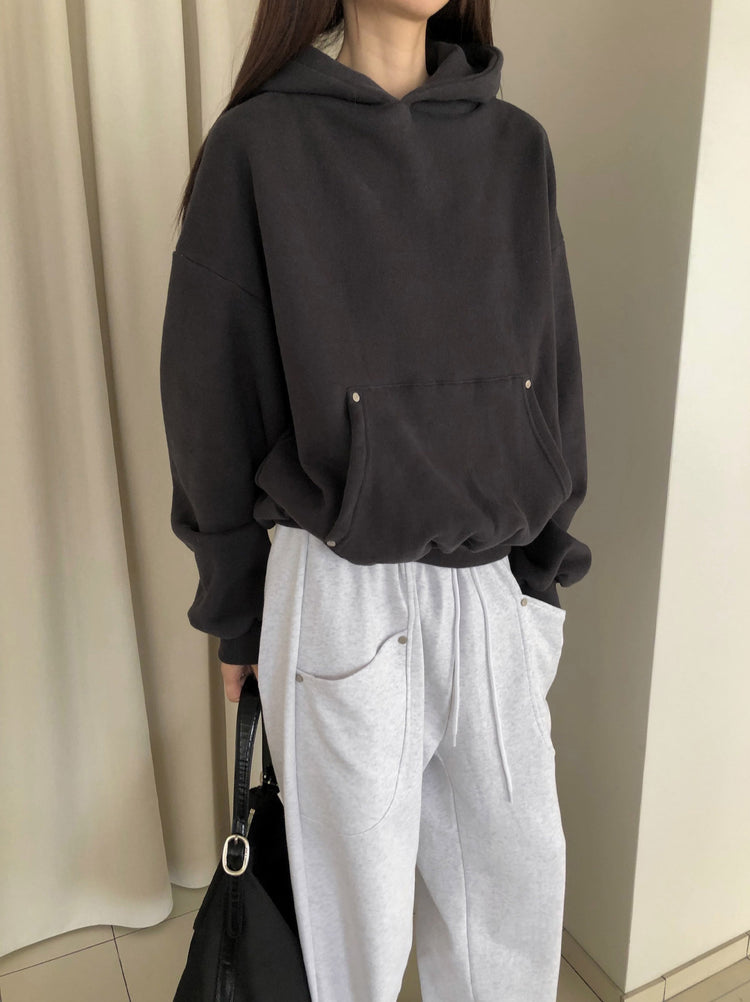 鉚釘細節基礎連帽衛衣