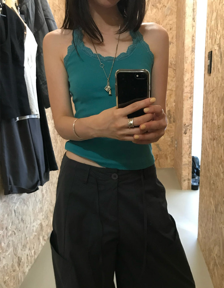 美背蕾絲U領修身上衣