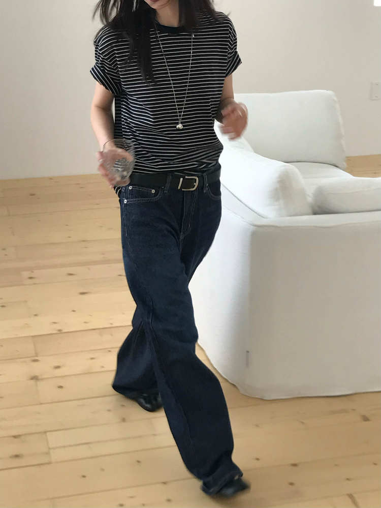 微鬆條紋撞色細節上衣