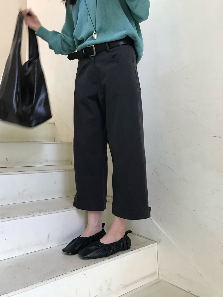 掛脖排鈕細節背心