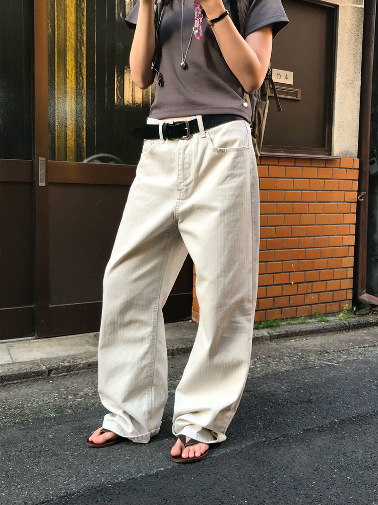 美色暗條紋細節直褲