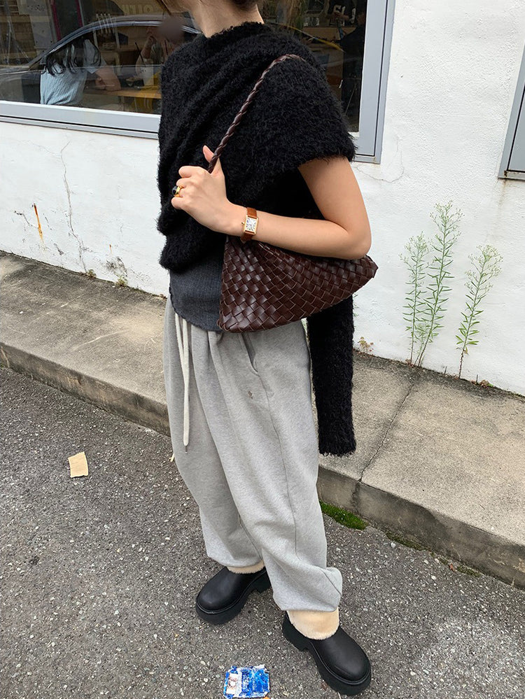 鬚毛質感寬鬆毛衣