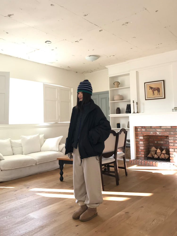 美色船領細節上衣