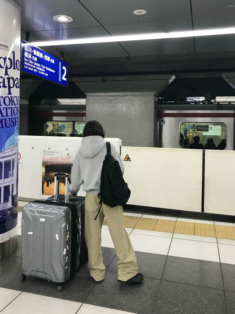 背口袋細節寬鬆直褲