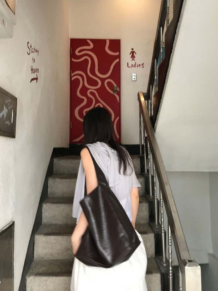 微透顯瘦排鈕針織外套