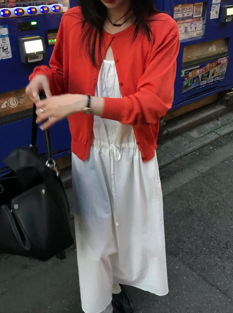 蕾絲邊細節修腰連身裙