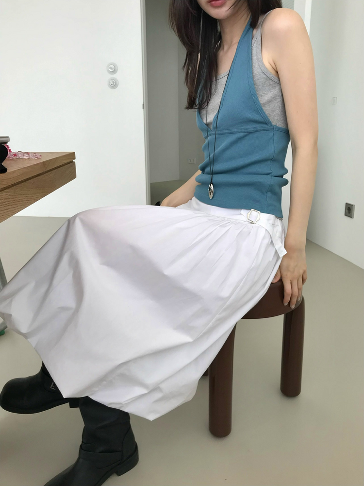 側扣弧壓線細節花苞裙