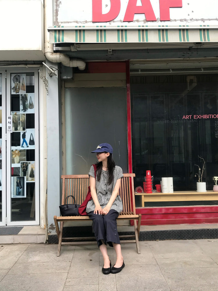 微傘皺褶圓領上衣
