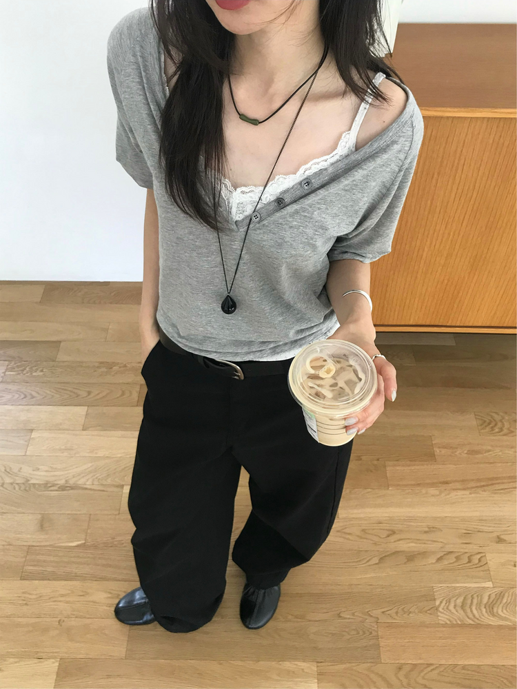 美色V領袖反折細節上衣