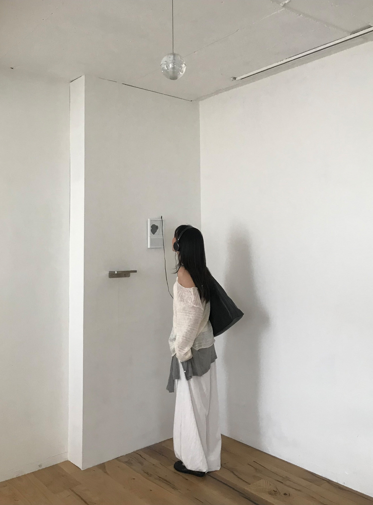 氣球輕薄垂感休閒褲