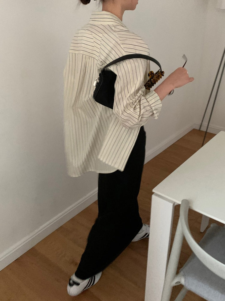 美色條紋寬鬆襯衫