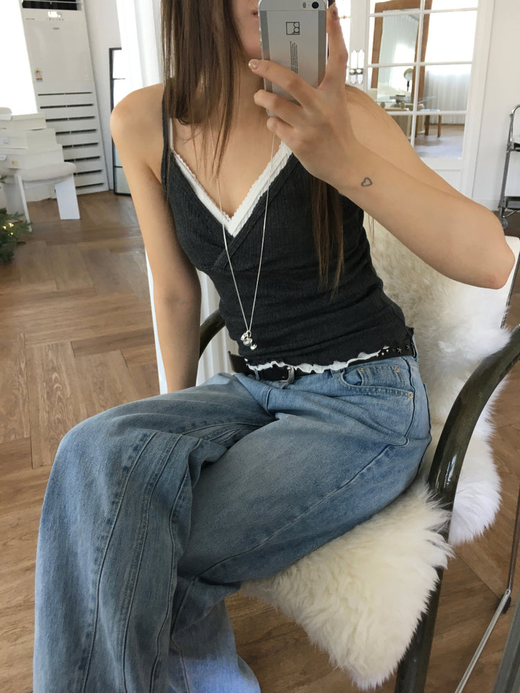 交疊蕾絲捲邊細節背心