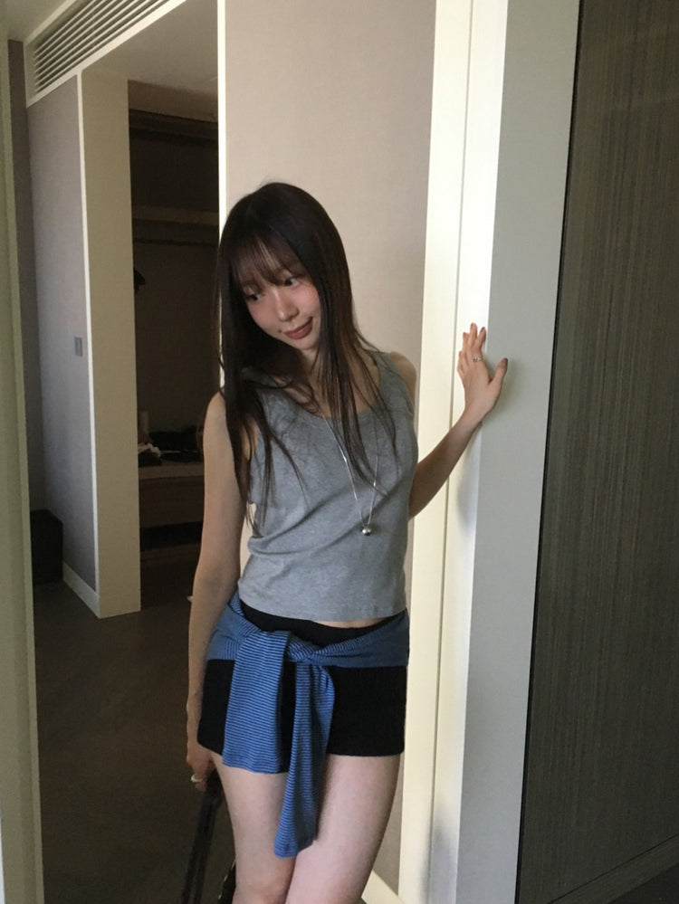 美色露肩細節衛衣