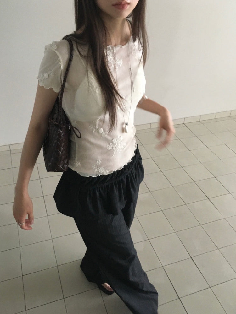 透膚立體花設計感上衣