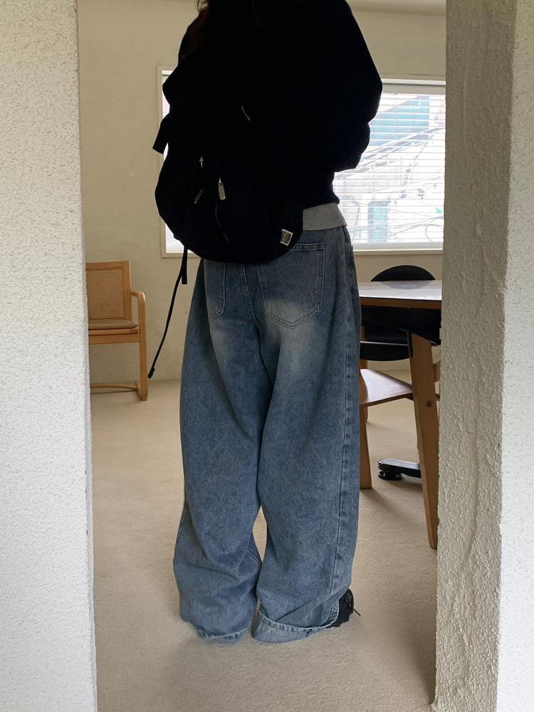 側壓褶細節廓形牛仔褲