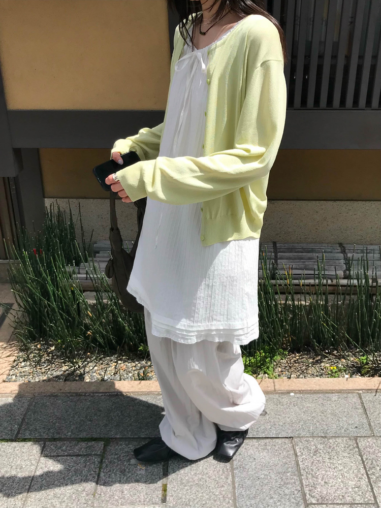 輕薄透膚美色針織外套
