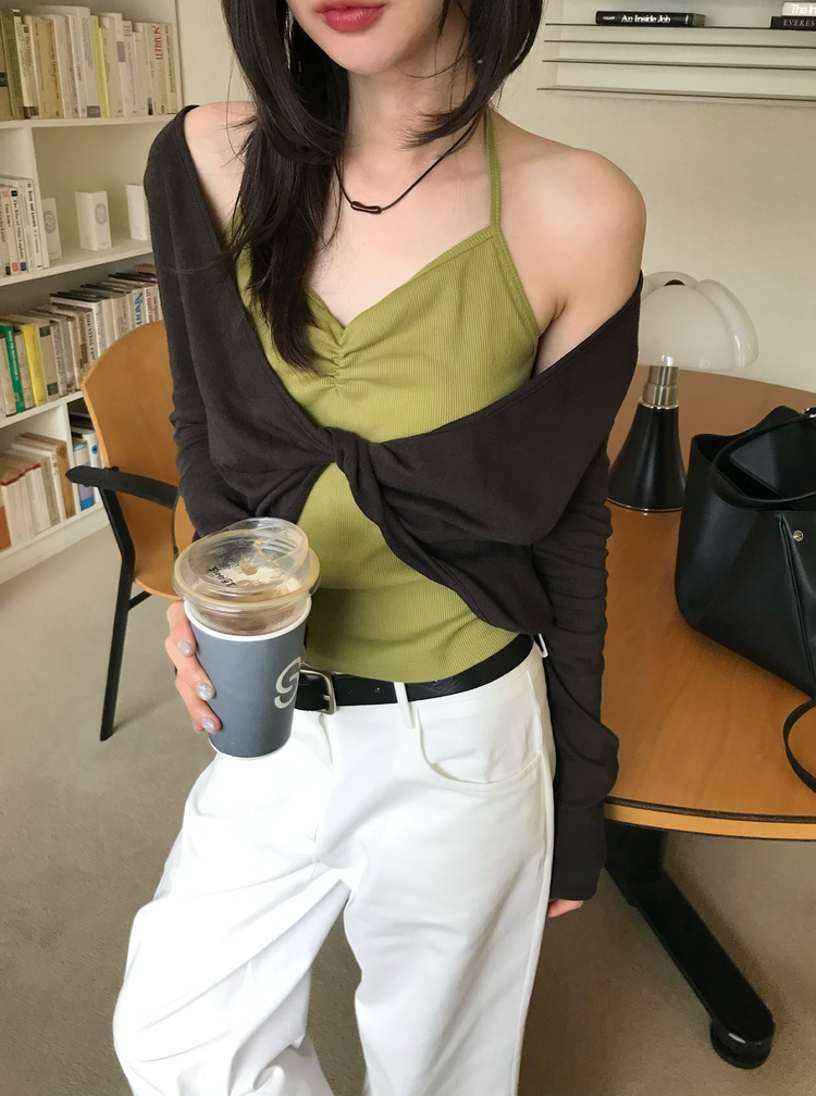 美色扭結細節上衣