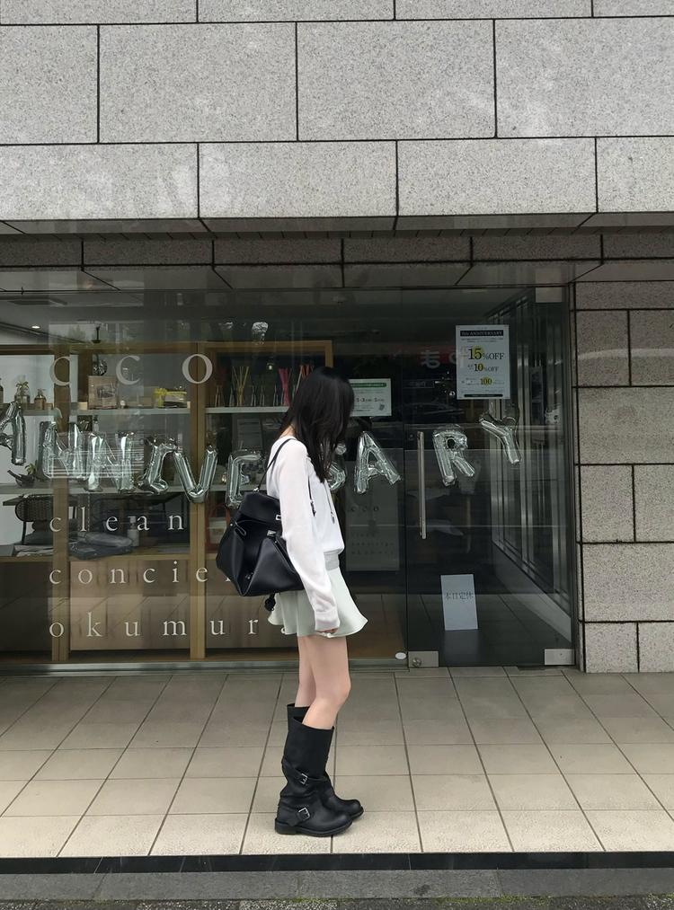 美色蕾絲邊細節背心
