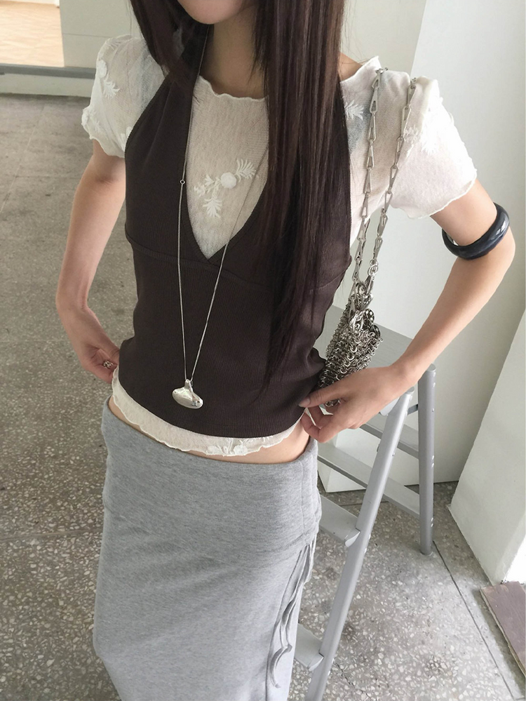 掛脖深V修腰上衣