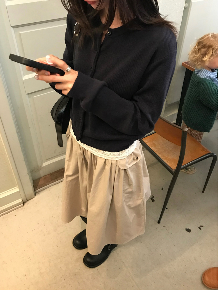 美色圓領排鈕針織外套