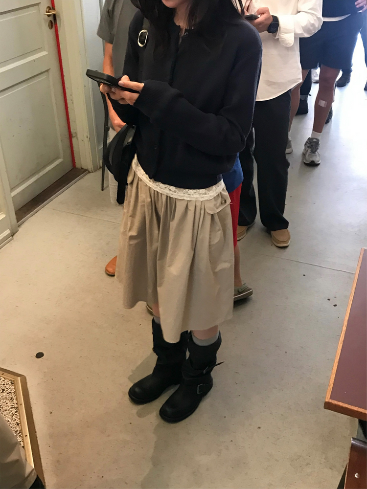 美色圓領排鈕針織外套