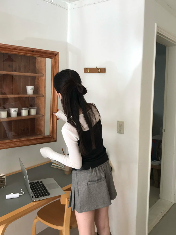 不對稱側扣百褶裙褲