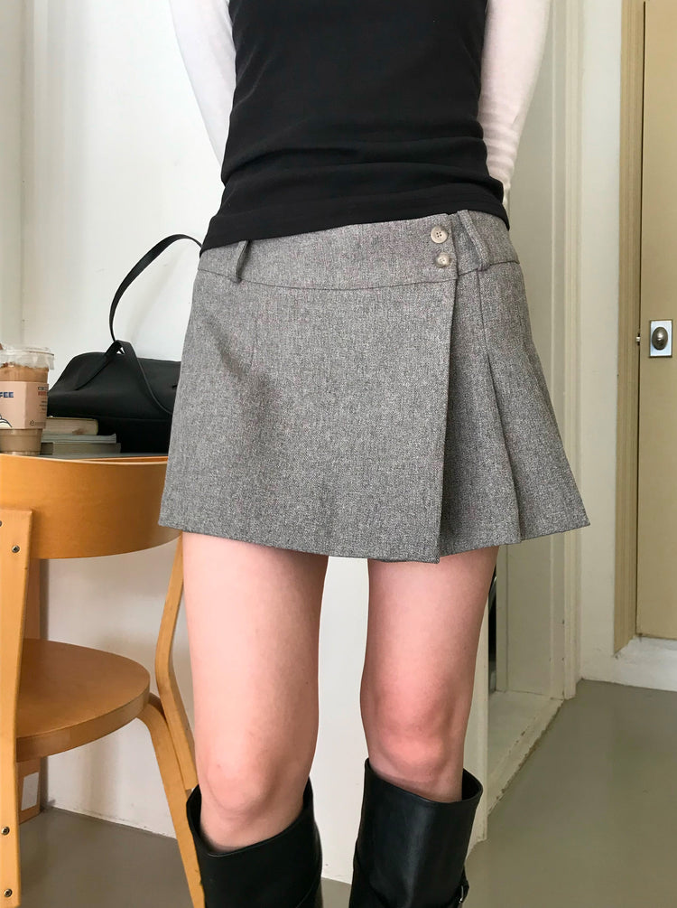 不對稱側扣百褶裙褲