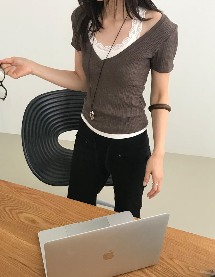 美背蕾絲U領修身上衣