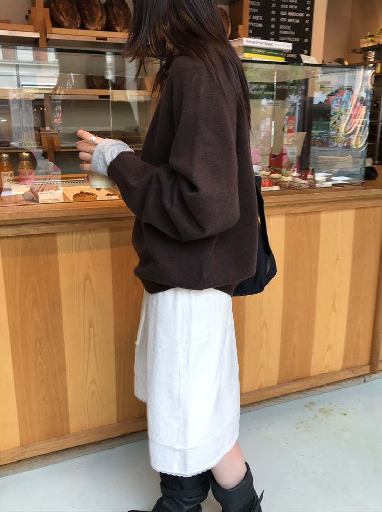 船領弧下擺修腰上衣