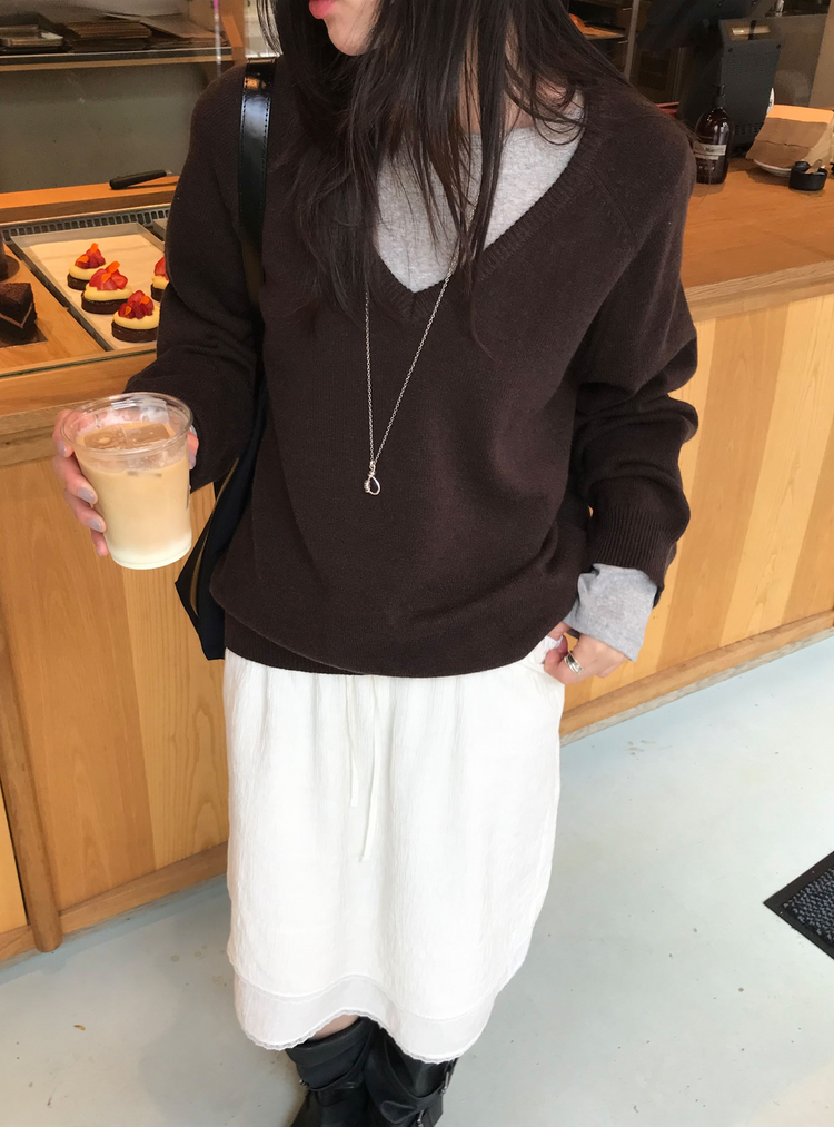 船領弧下擺修腰上衣