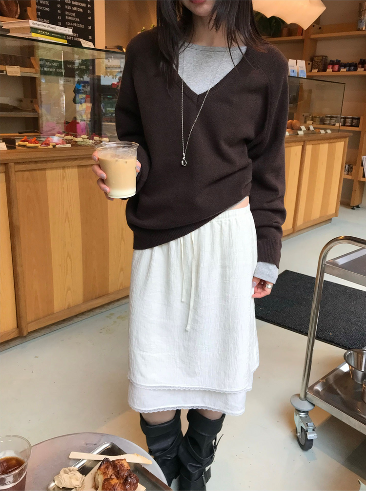 船領弧下擺修腰上衣