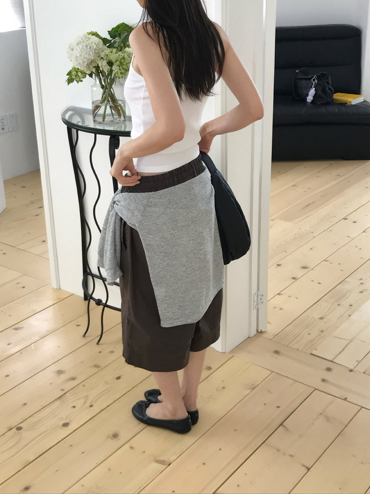 美色蕾絲邊交疊背心