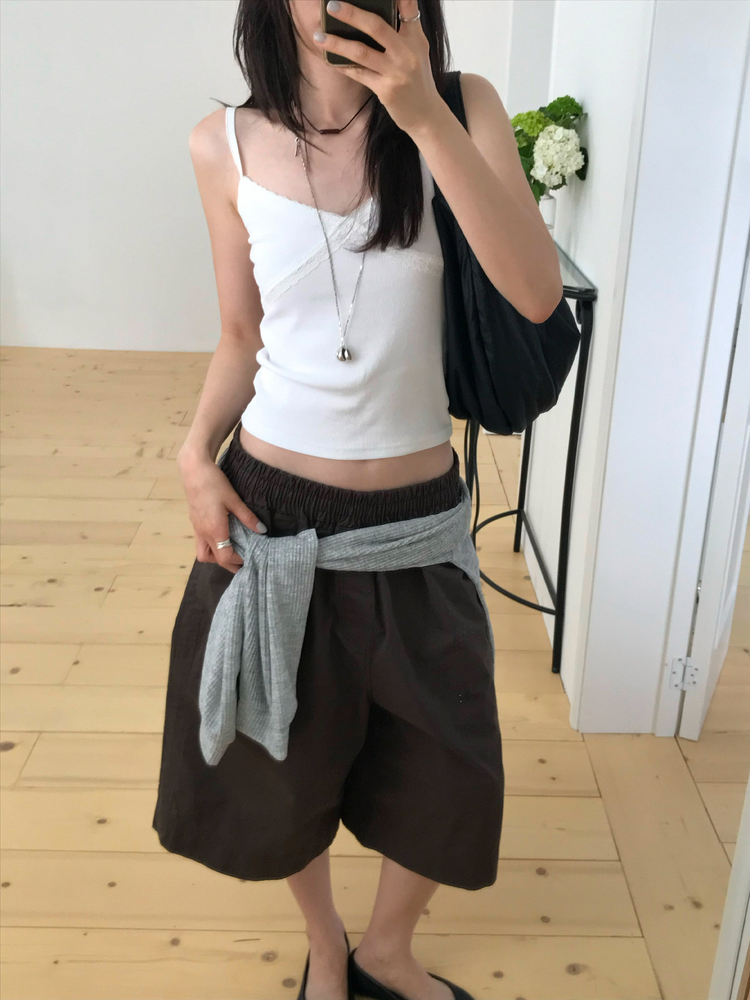 美色蕾絲邊交疊背心