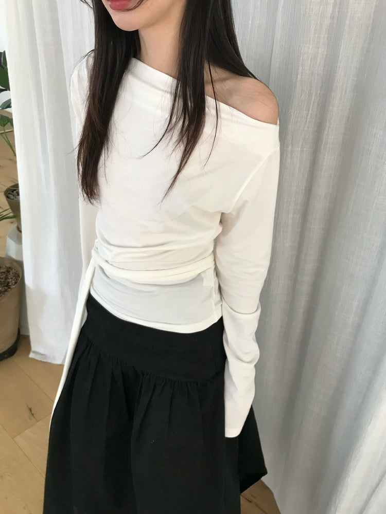 美肩抓皺綁帶細節上衣