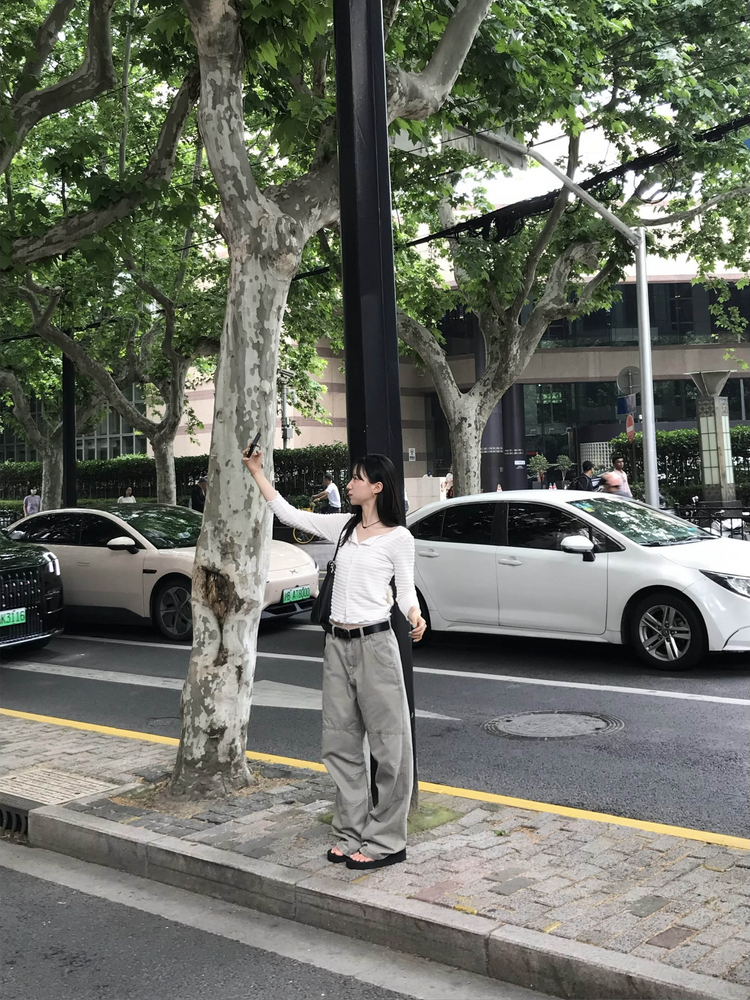 壓花線細節排鈕七分袖上衣