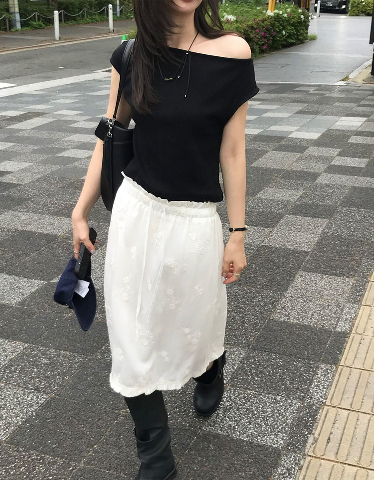 美肩鐵扣細節前後兩穿上衣