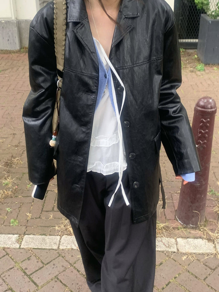 微透垂帶荷葉邊細節上衣