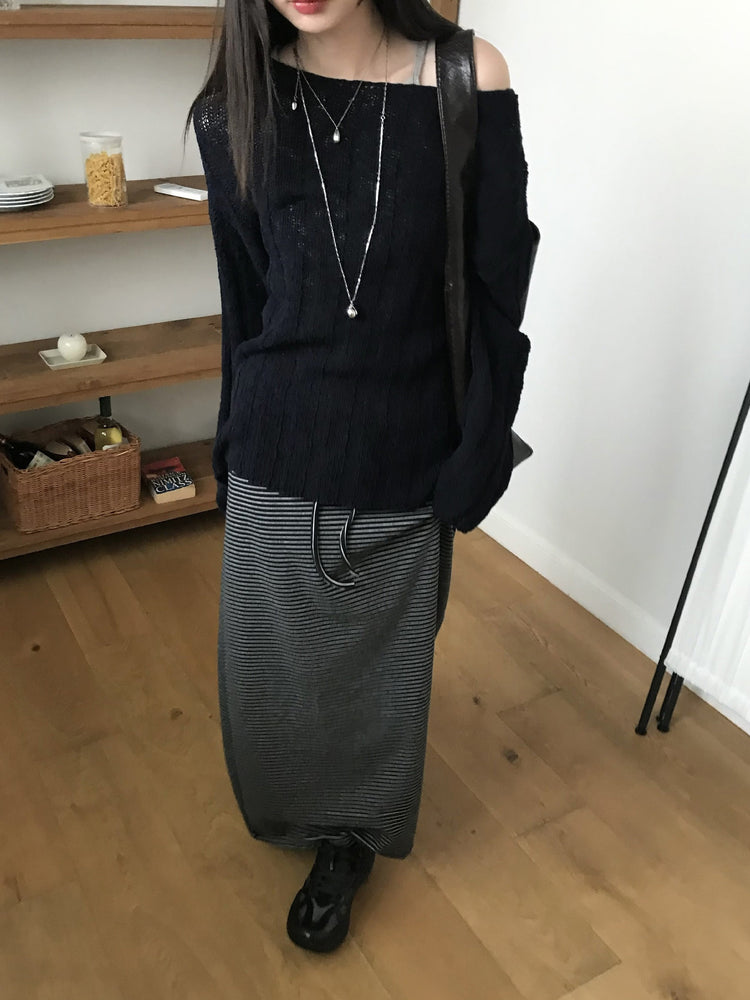 反折條紋抽繩細節及踝裙