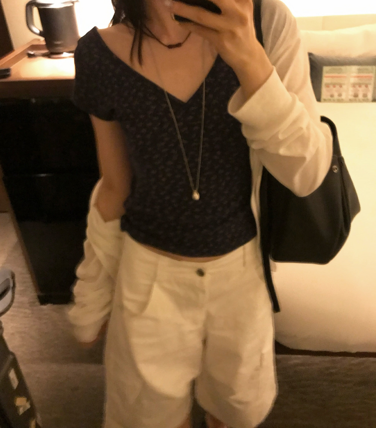 輕薄美色連帽外套